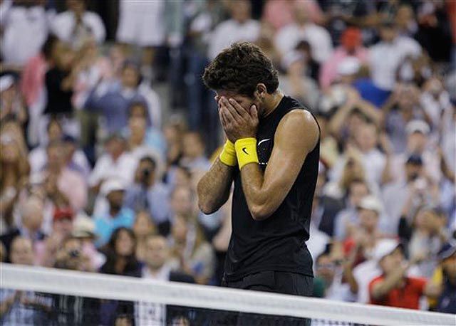 del Potro reacts after defeating Federer